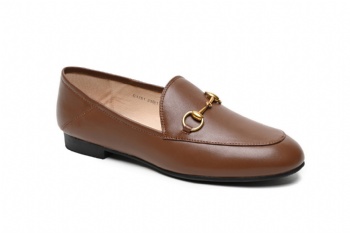 A91-1 loafer with brown sheep skin and metal chain